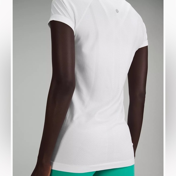 Lulu swiftly tech short sleeve - Picture 3 of 5